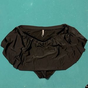 TORRID Size 1 Black High Rise Swim Skirt